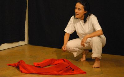 Une femme qui a  beaucoup de contes a raconter!!!!  (UNA MUJER DE MUCHOS CUENTOS)